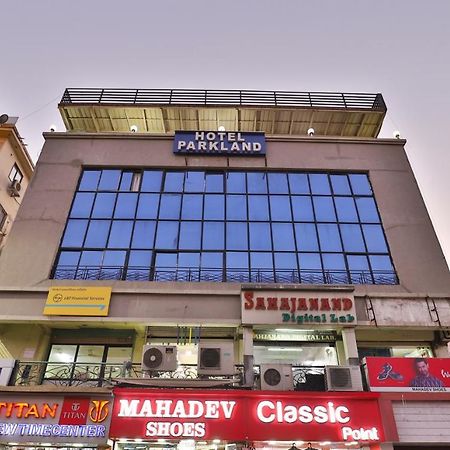 Hotel Park Land Ahmedabad Exterior photo